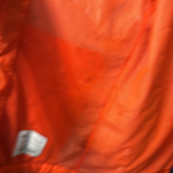 Youth size medium hooded navy rain jacket - Picture 3 of 4